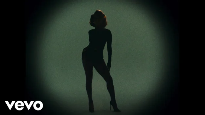 Victoria Monét - Juicy